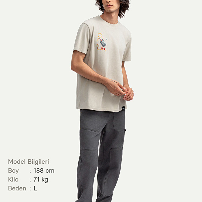 KAFT X FENDER X ZUHAL Vintage Room - Bone - Tasarım T-Shirt - Unisex